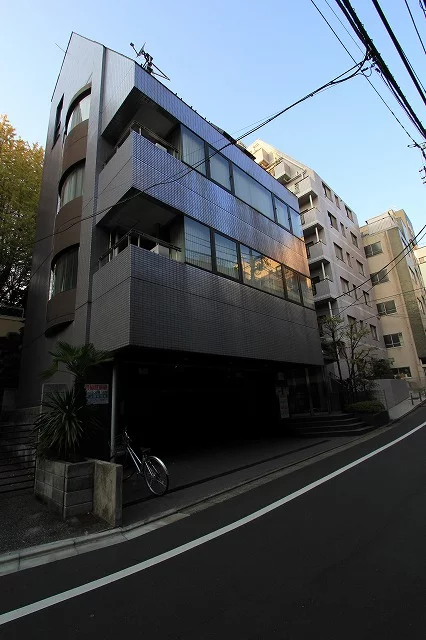 ユシマレミエビル