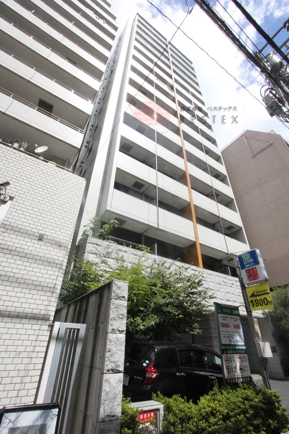 ガーラプレイス新宿御苑