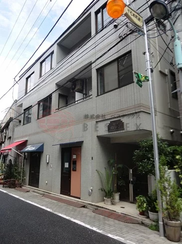 コーポメジューブ