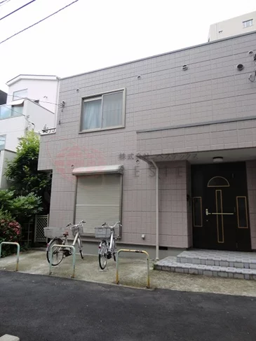 MIYAUCHI APARTMENT