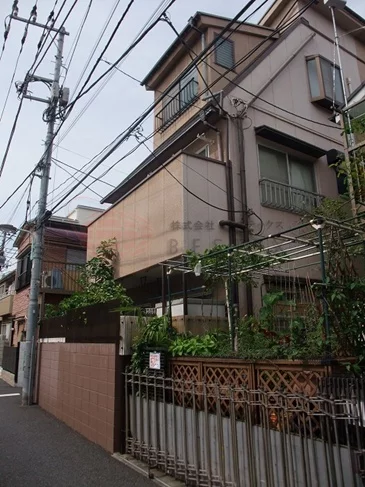 シャトー千駄木