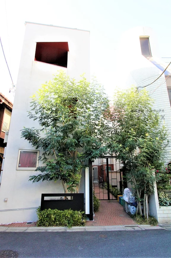 グランエッグス東大前