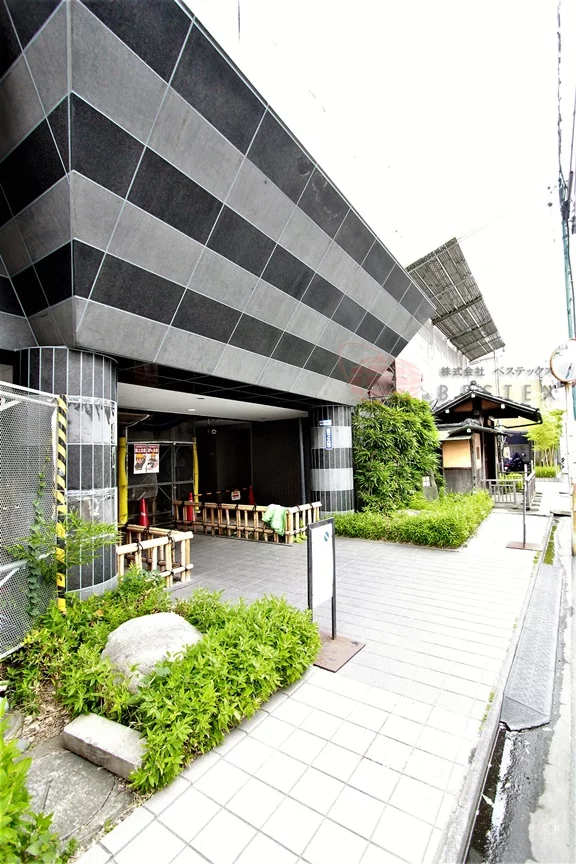 ラ・フォレ根岸