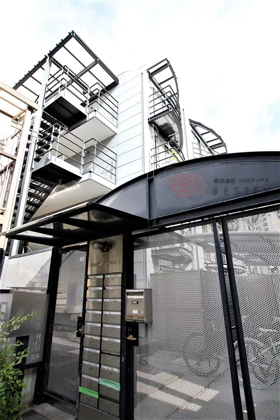 アーバンコートサカス14