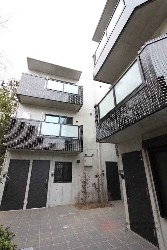 【築浅】BASE千駄木 B棟