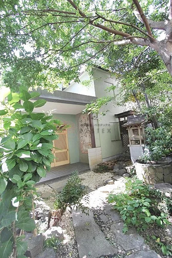 本郷5丁目戸建て