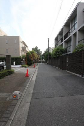 白山フラット