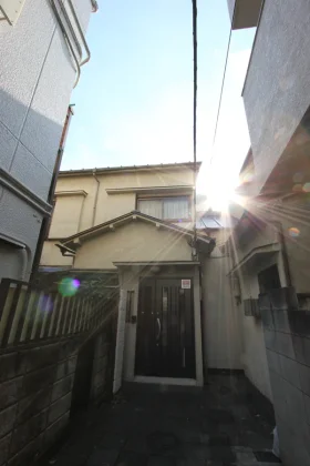 本郷６丁目戸建て