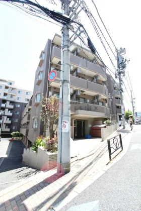 コート富士館