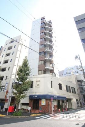 マンション岡