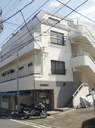 ホワイトアベニュー護国寺 ホワイトアベニュー護国寺