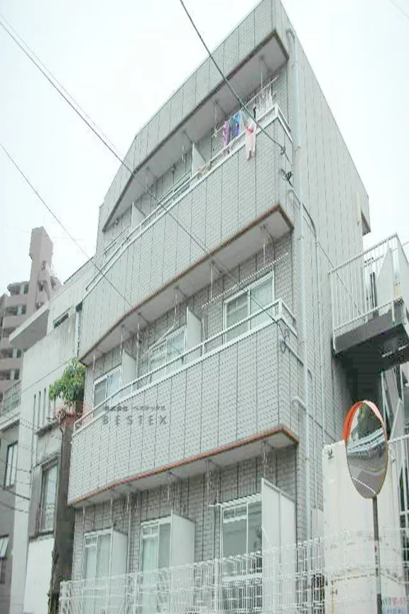 ウィステリアコート