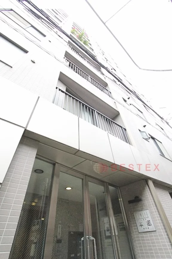 ルミネ本郷赤門前