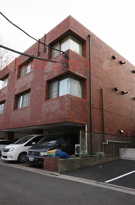 アーバンコートサカス1