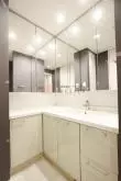 独立洗面台