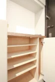 シューズボックス