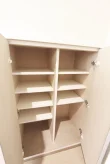 シューズボックス