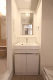独立洗面台