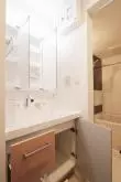 独立洗面台
