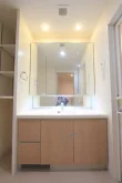 独立洗面台