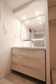 三面鏡仕様独立洗面台