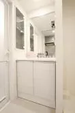 独立洗面台