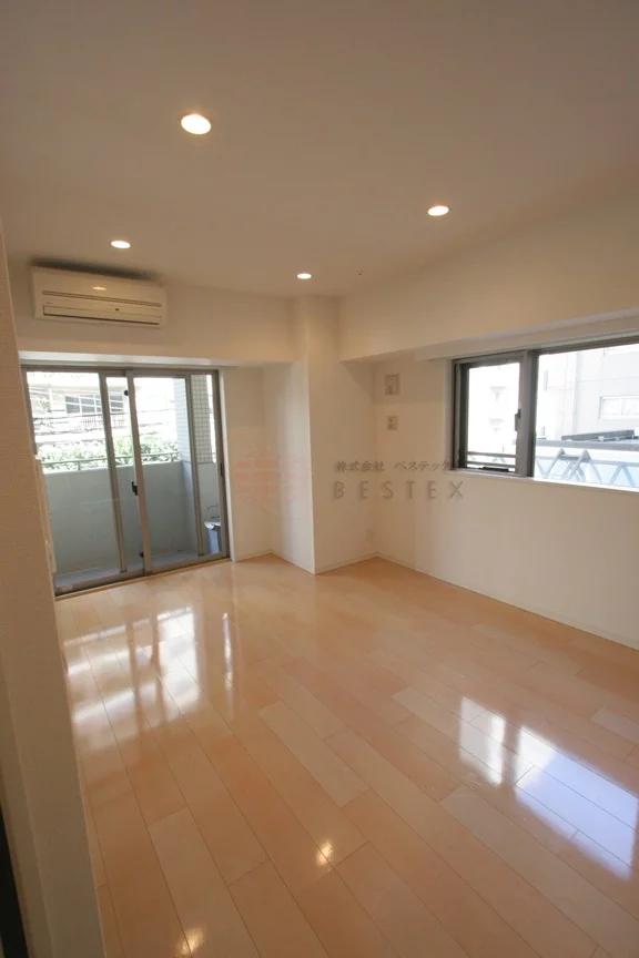 同物件別室の写真です。反転タイプ