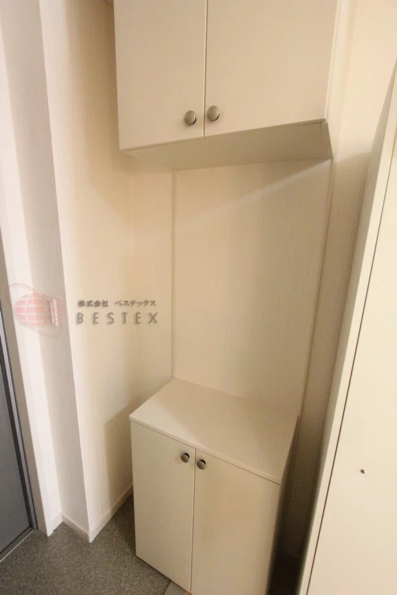 シューズボックス