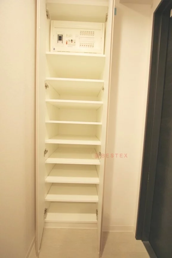 シューズボックス