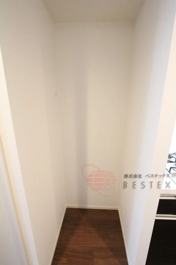 冷蔵庫置き場