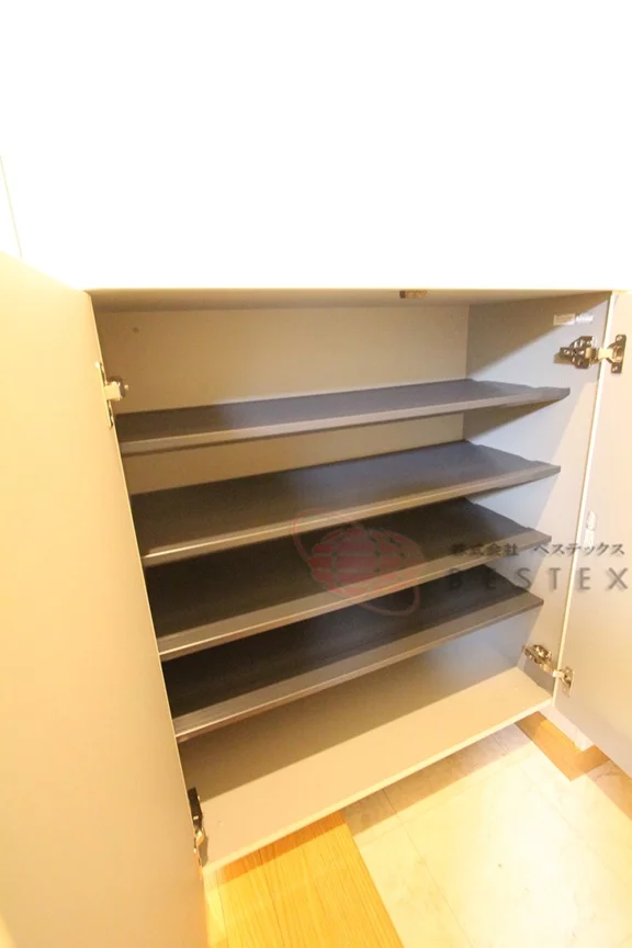 シューズボックス