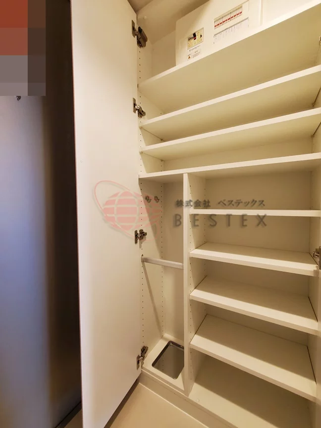 シューズボックス