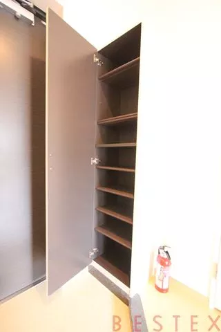 シューズボックス