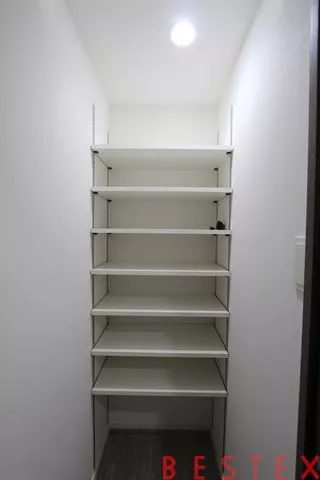 シューズボックス