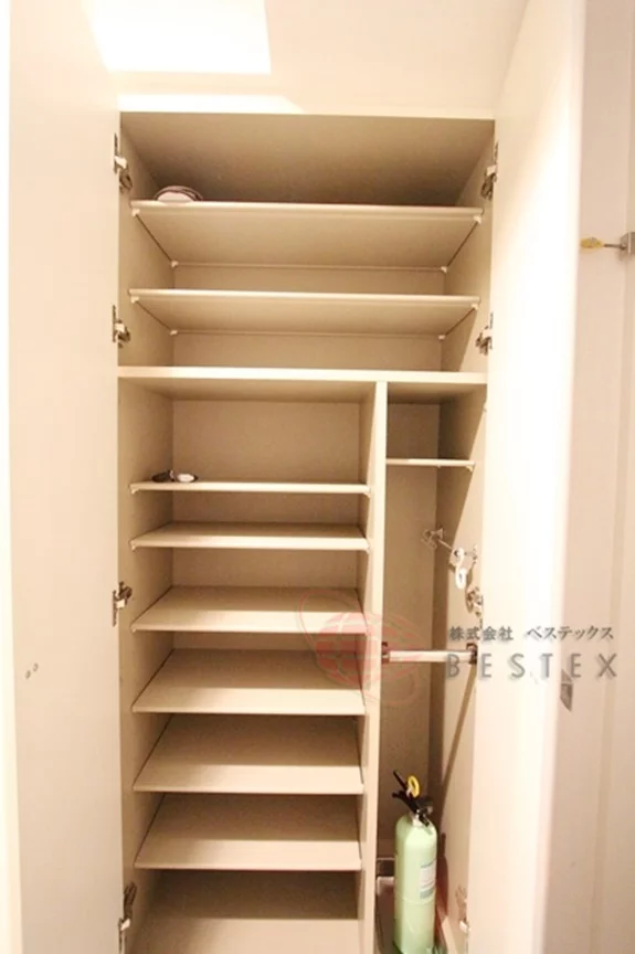 シューズボックス