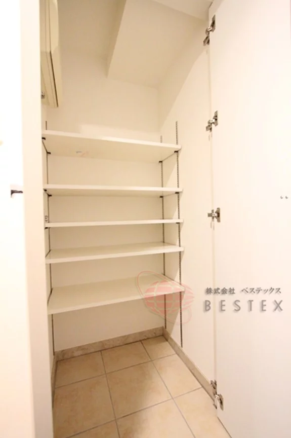 シューズボックス