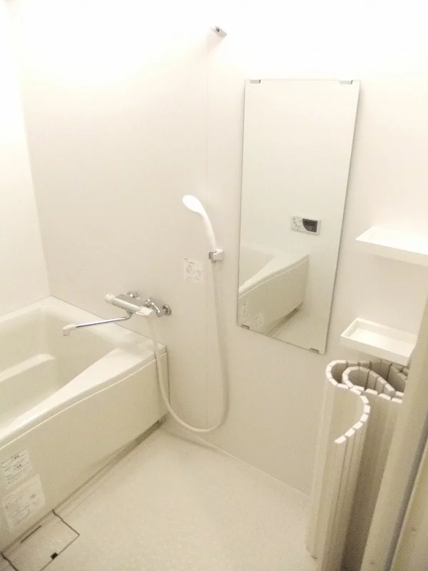 バスルーム(追焚き付き)