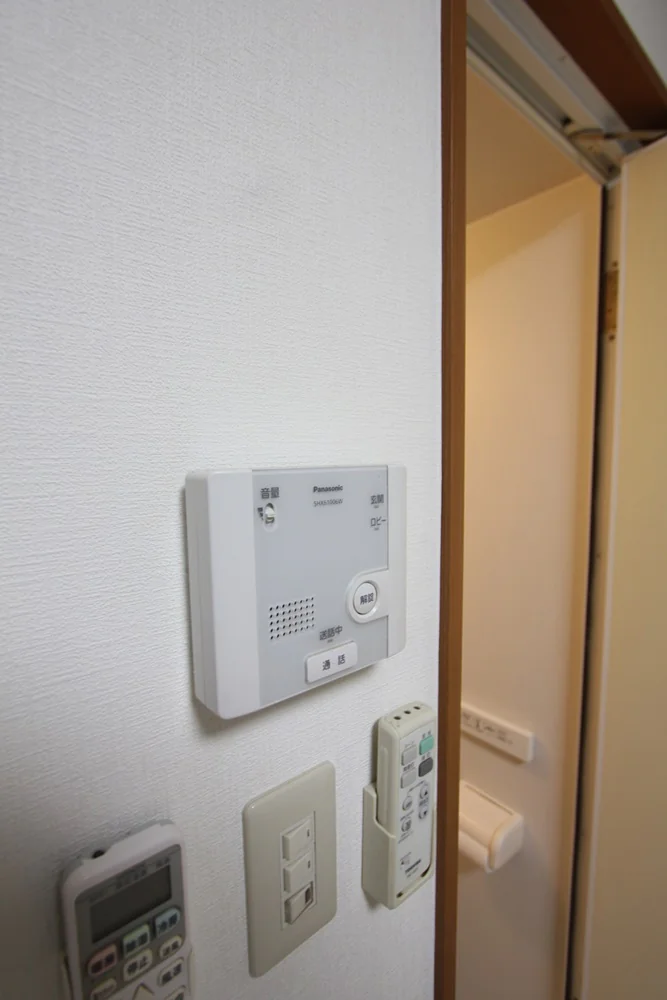 インターホン