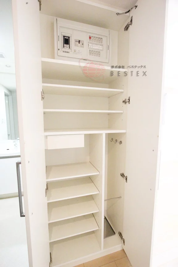 シューズボックス