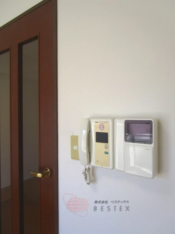 インターホン