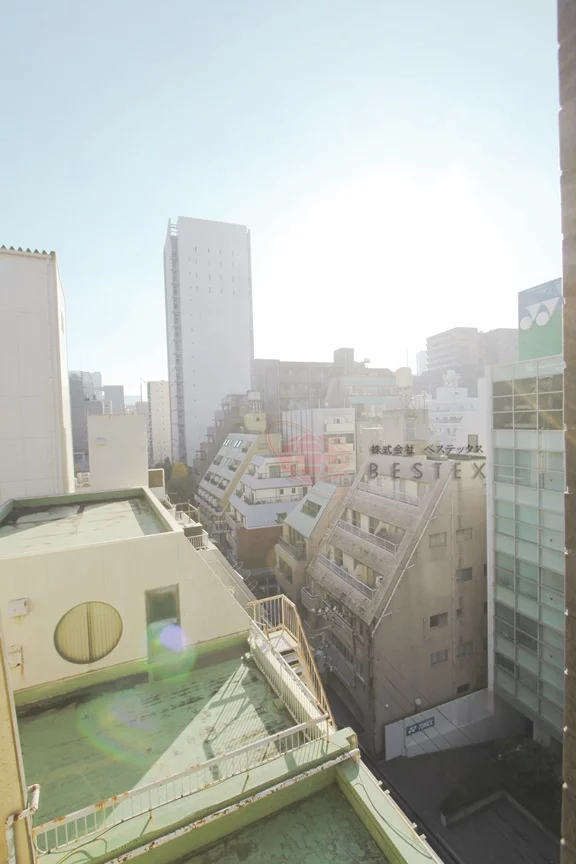 窓外