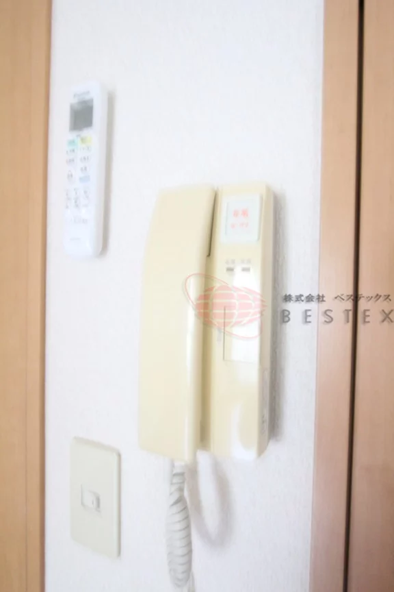 インターホン