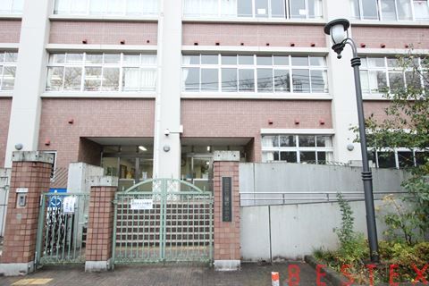 窪町小学校