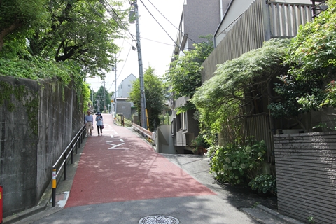 異人坂(弥生)