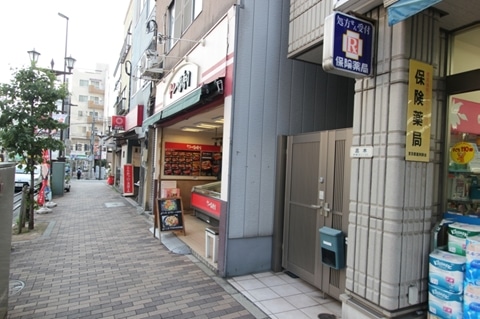 白山上の商店街