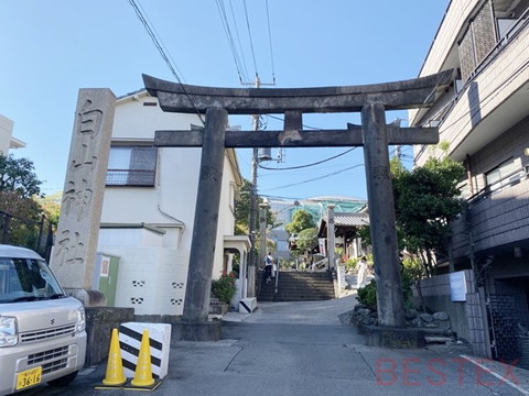 白山神社