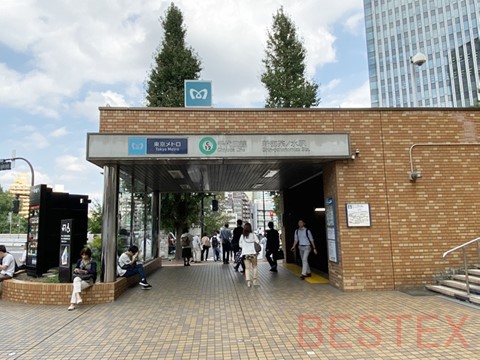 新御茶ノ水駅