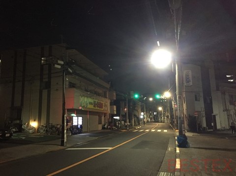 夜の坂下通り